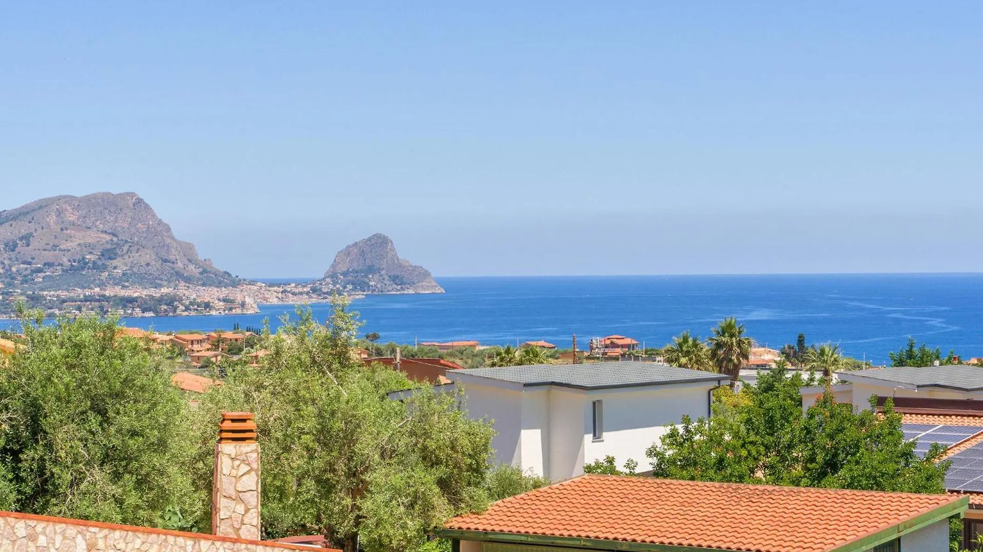 Gorgeous Home In Altavilla Milicia With Wifi Italy