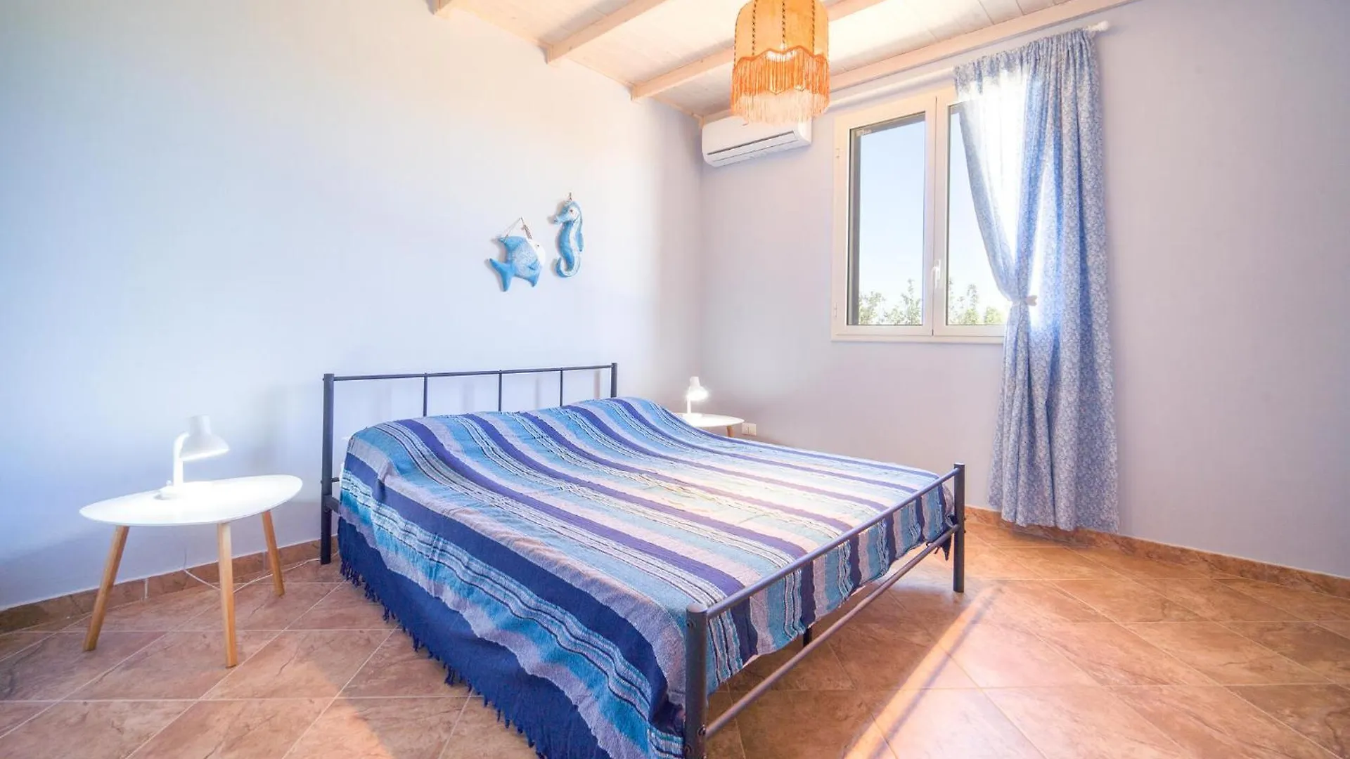 Gorgeous Home In Altavilla Milicia With Wifi Holiday home