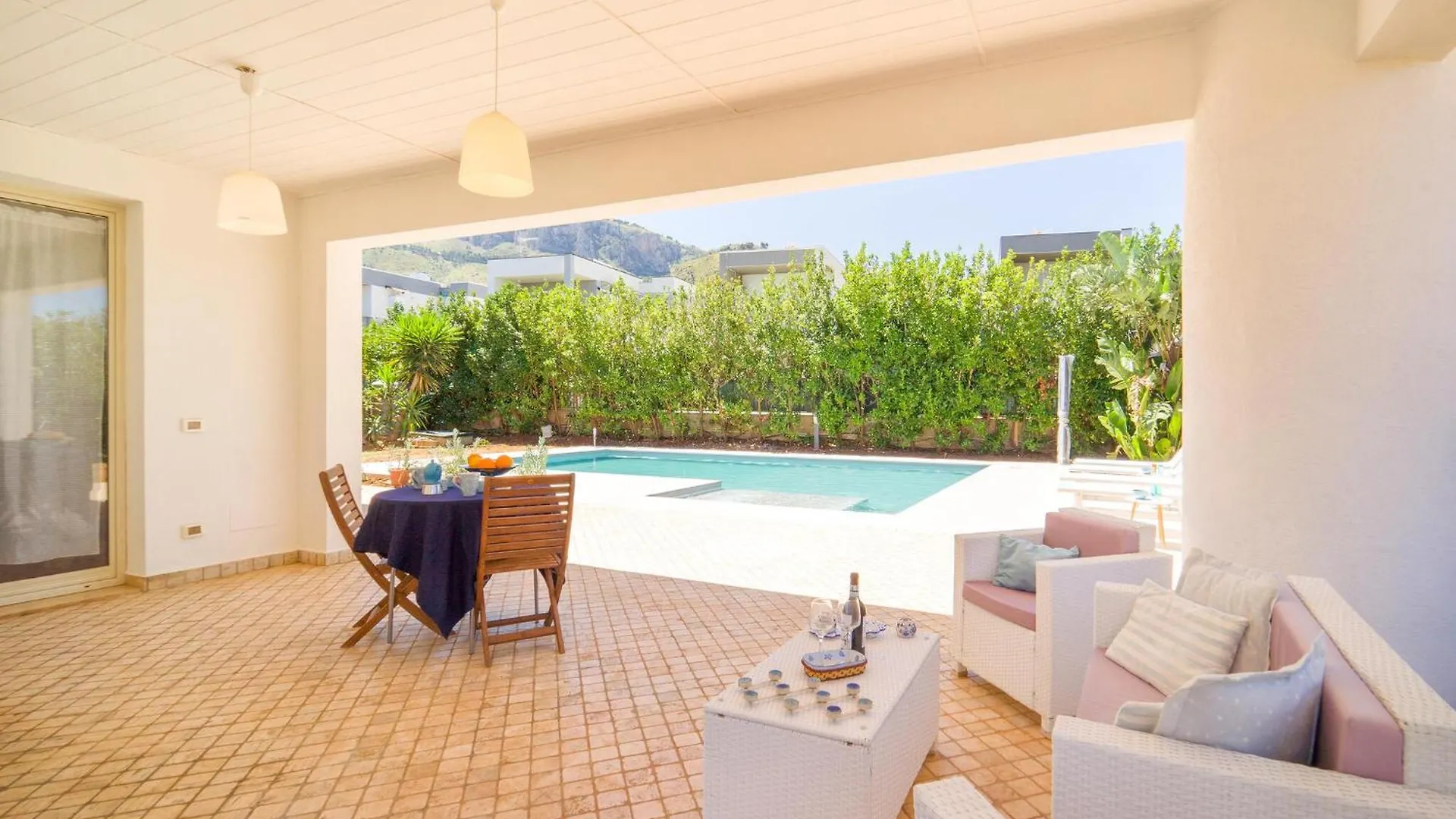 Gorgeous Home In Altavilla Milicia With Wifi Italy