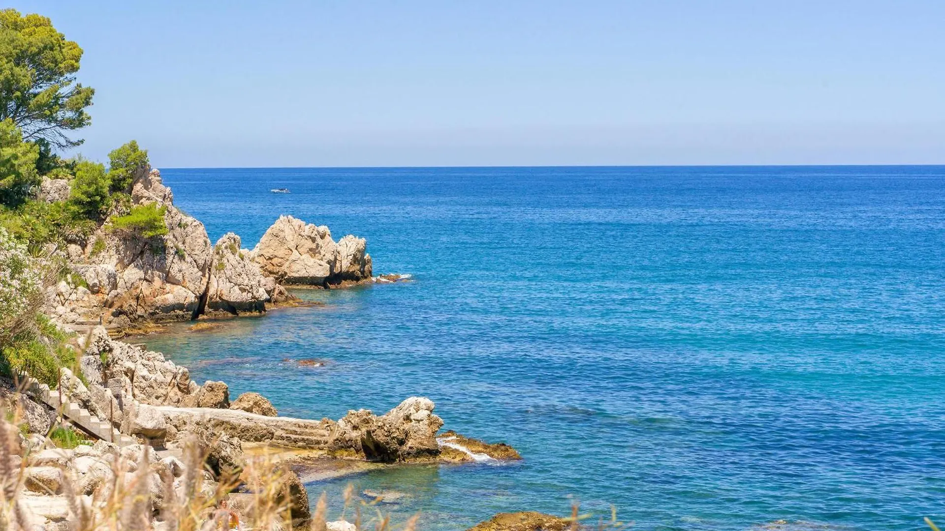 Gorgeous Home In Altavilla Milicia With Wifi